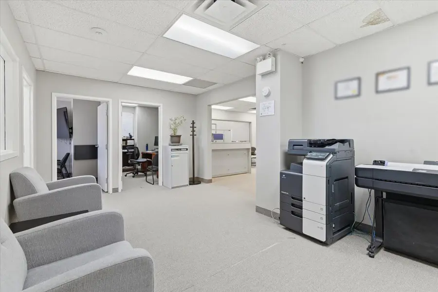 1143 Wentworth ST W #200, Oshawa, ON L1J 8P7