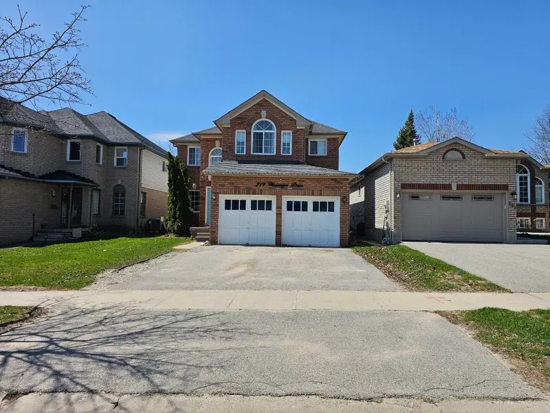 219 WESSENGER DR, Barrie, ON L4N 8R4