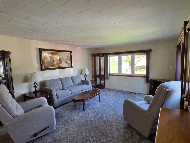 19 York Mews, Minto, ON N0G 2P0