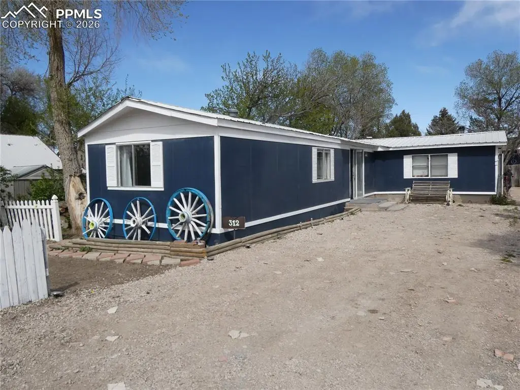 312 Ute AVE, Simla, CO 80835