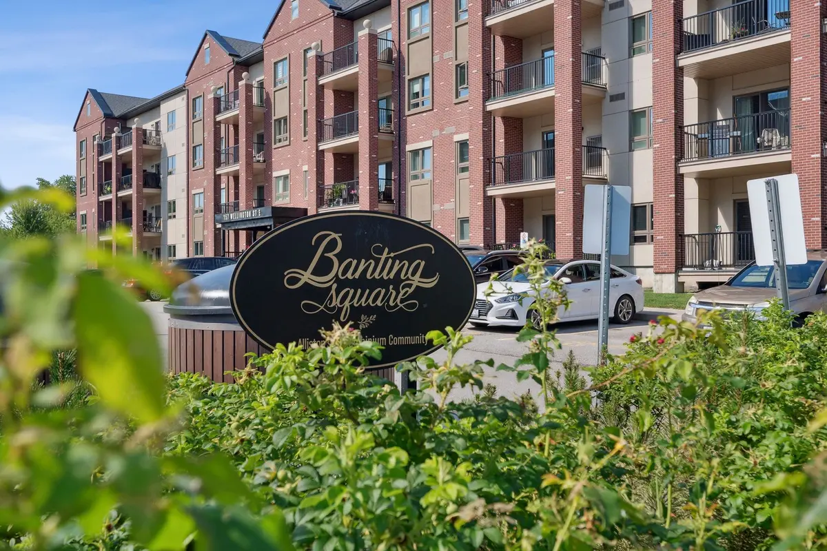 157 Wellington ST E #304, New Tecumseth, ON L9R 0R7