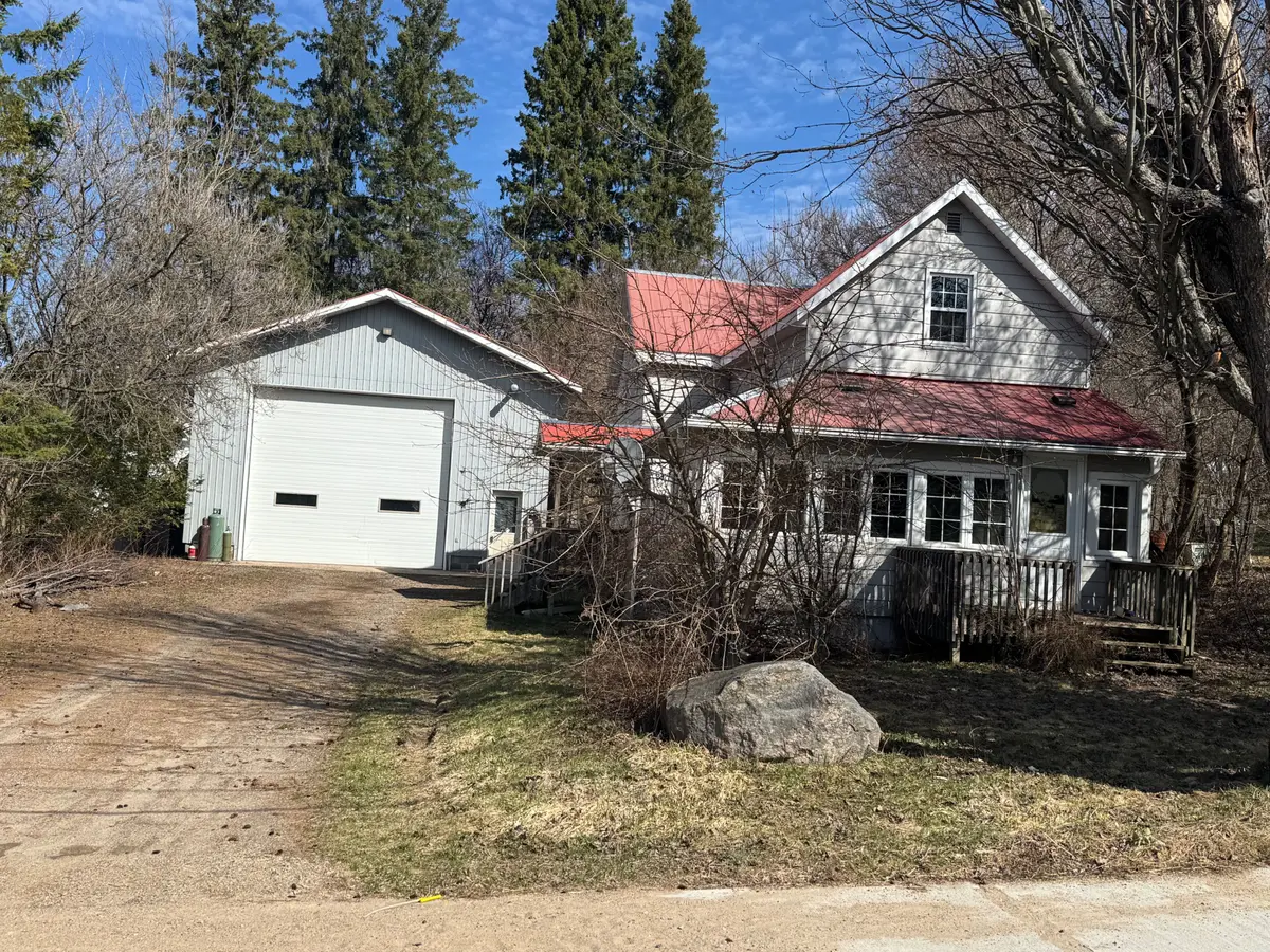 135 Huston ST, Burk's Falls, ON P0A 1C0