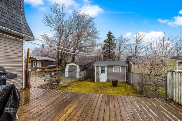 77 Bragg Crescent, Mount Pearl, NL A1N 2N8