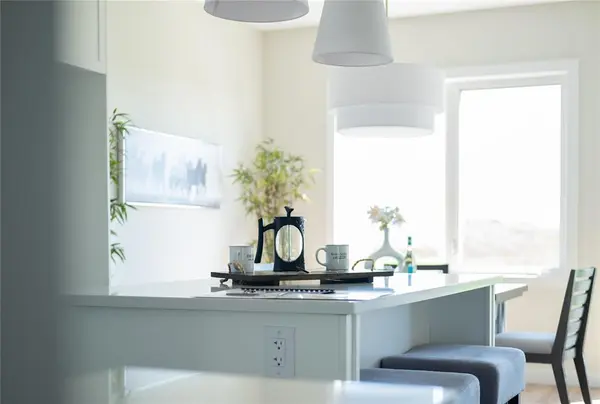 128 Kingshead RD, Niverville, MB R0A 0A1