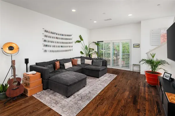 2411 N Hall Street #38, Dallas, TX 75204