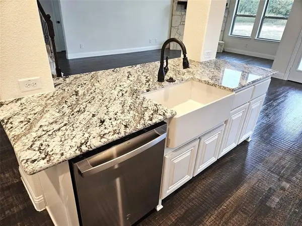 2708 Silo Lane, Van Alstyne, TX 75495