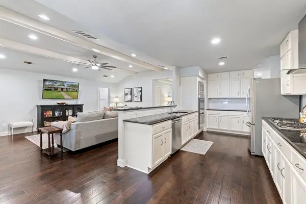 15935 Longvista Drive, Dallas, TX 75248