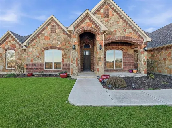 25275 Williams Drive, Justin, TX 76247