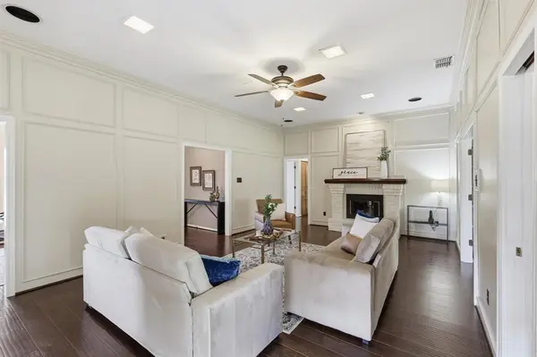 1209 O Shannon Lane, Garland, TX 75044