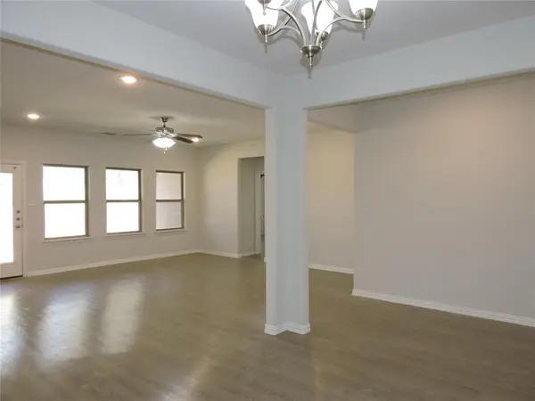 2100 Penn Street, Farmersville, TX 75442