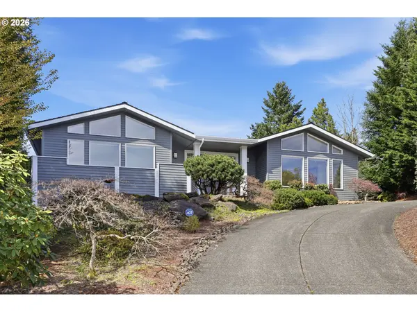 1611 SW DICKINSON LN, Portland, OR 97219