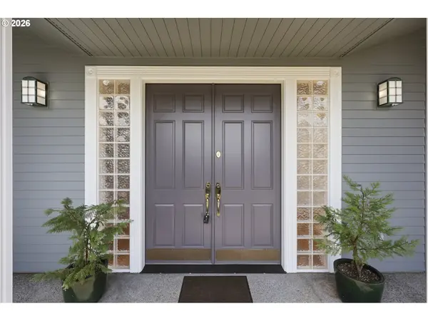 1611 SW DICKINSON LN, Portland, OR 97219