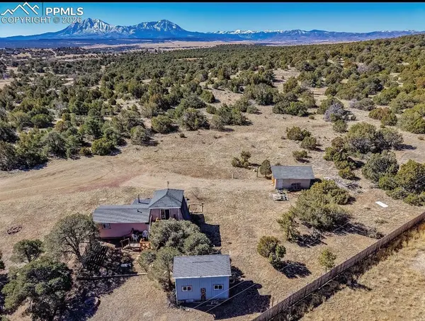 63 Trinchera CT, Walsenburg, CO 81089