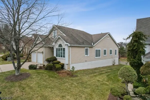 4 Trent Rd, Monroe Twp., NJ 08831