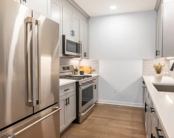 660 Bloomfield Ave #403, Bloomfield Twp., NJ 07003