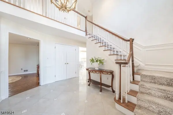 29 Candace Ln, Chatham Twp., NJ 07928