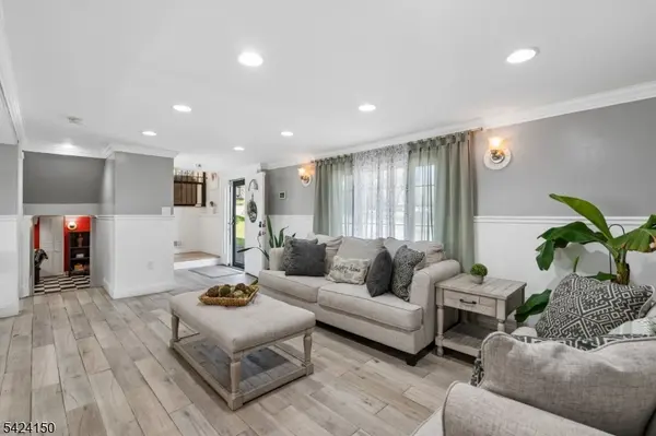 115 Birchwood Ter, Wayne Twp., NJ 07470