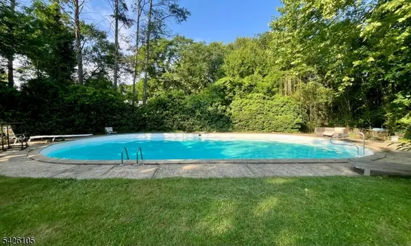 219 Prospect Ave, Little Silver Boro, NJ 07739