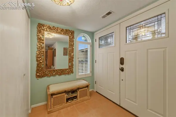 1098 Fontmore RD #B, Colorado Springs, CO 80904