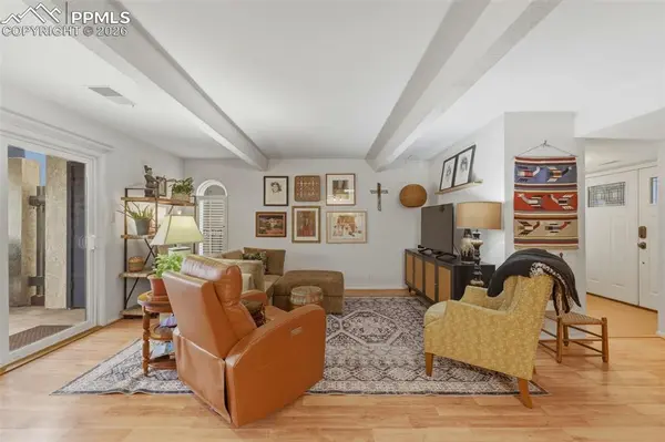 1098 Fontmore RD #B, Colorado Springs, CO 80904