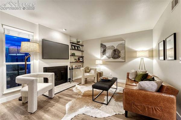 3330 Templeton Gap RD #22, Colorado Springs, CO 80907