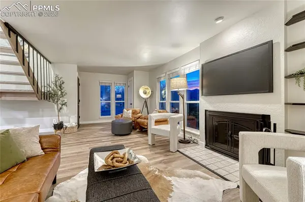 3330 Templeton Gap RD #22, Colorado Springs, CO 80907