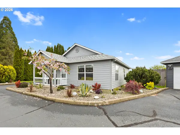 1189 NW LANAIAS WAY, Roseburg, OR 97471