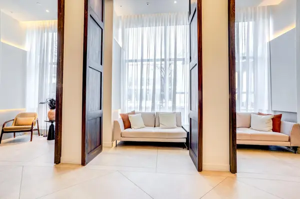 425 Front ST E #1213, Toronto C08, ON M5A 0X2