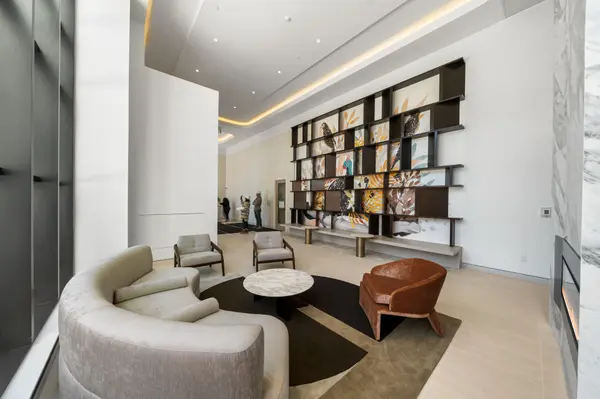 130 River ST #505, Toronto C08, ON M5A 0R8