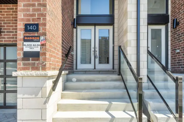 140 Danielle Moore CIR, Toronto E09, ON M1P 0G9