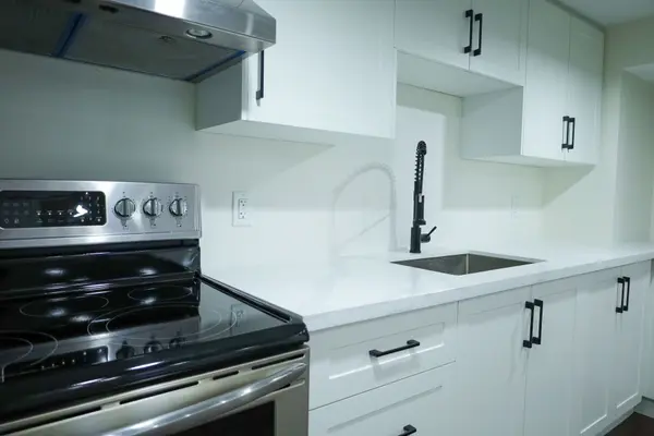 704 Oshawa BLVD N #Basement, Oshawa, ON L1G 5V3