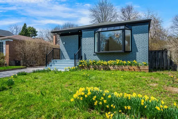 203 Toynbee TRL, Toronto E08, ON M1E 1G8