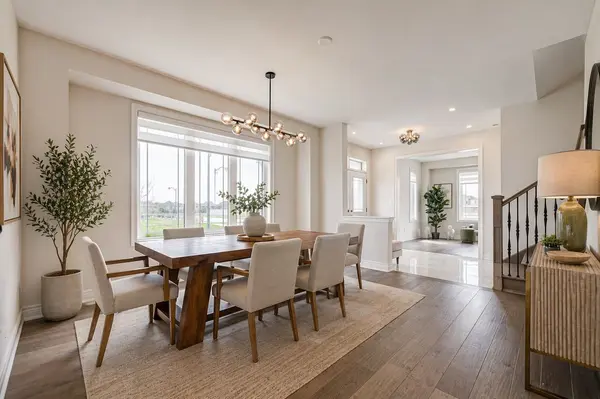 376 Seaview HTS, East Gwillimbury, ON L9N 0Y5