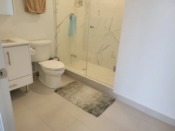 105 Oneida CRES #2606, Richmond Hill, ON L4B 0H6