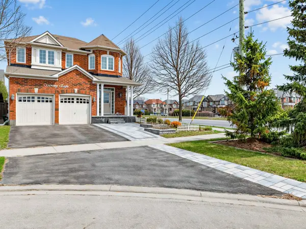 78 Bulmer CRES, Newmarket, ON L3X 3K1