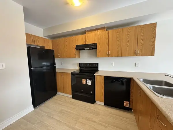 175 Stanley ST #55, Barrie, ON L4M 0G2