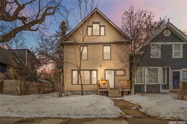426 8th STREET E, Saskatoon, SK S7H 0P7