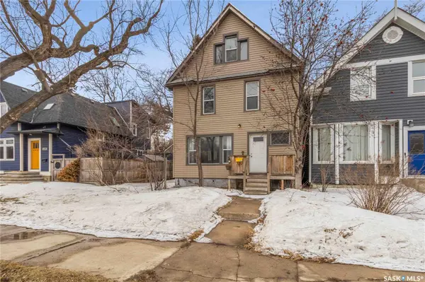 426 8th STREET E, Saskatoon, SK S7H 0P7