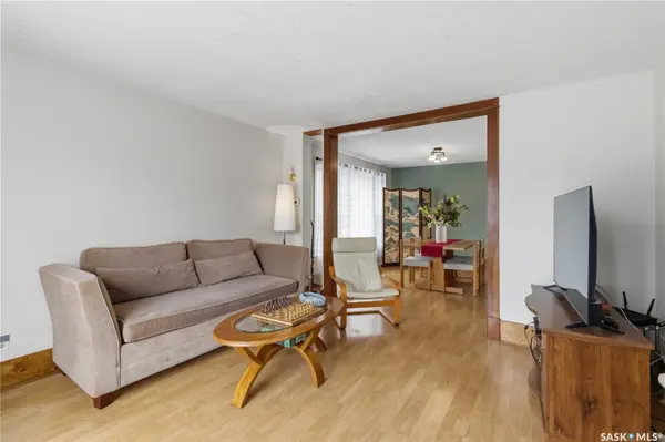 426 8th STREET E, Saskatoon, SK S7H 0P7