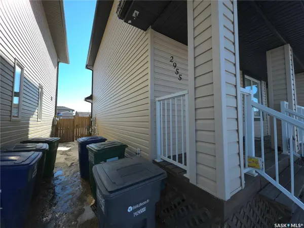 2955 McClocklin ROAD, Saskatoon, SK S7R 0A1