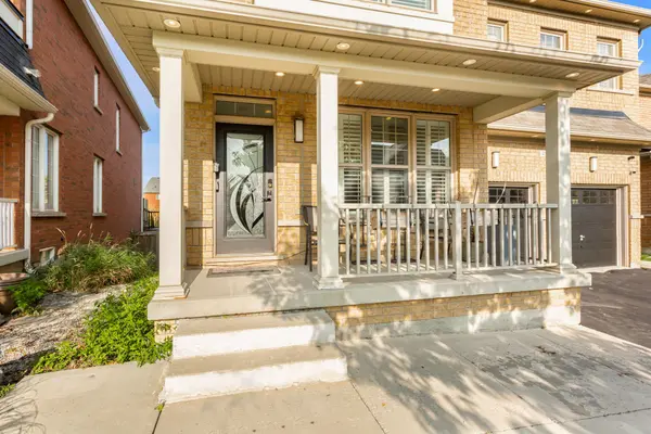 452 Nairn CIR, Milton, ON L9T 8A6