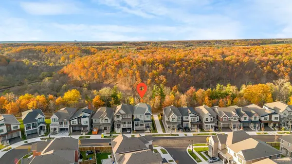 3251 Harasym TRL, Oakville, ON L6M 5N6