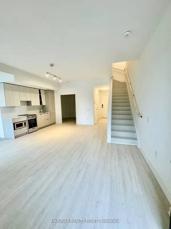 3883 Quartz RD #TH107, Mississauga, ON L5B 0M4