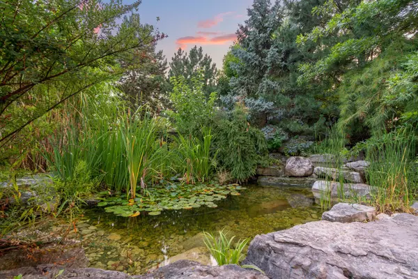 4278 Clubview DR, Burlington, ON L7M 4X1