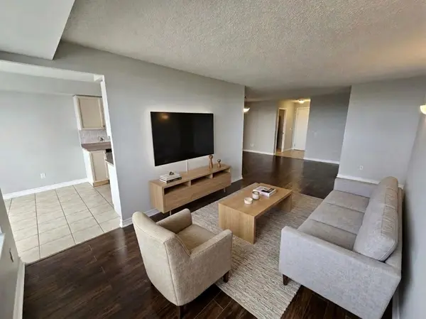 35 Kingsbridge Garden CIR #1505, Mississauga, ON L5R 1B8