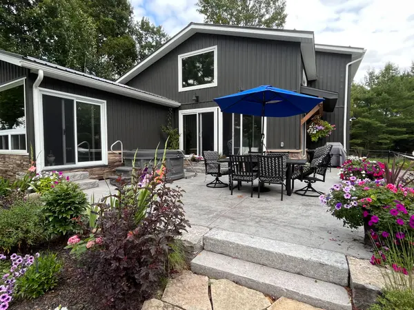 1109 Wilderness Island TRL W, Highlands East, ON K0L 1C0