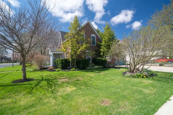 23 Spruce ST W, Aylmer, ON N5H 1B2