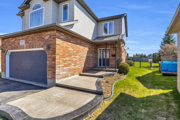 106 Milligan ST, Centre Wellington, ON N1M 3S5