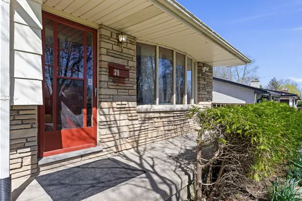 39 Southwood CRES, London South, ON N6J 1S8