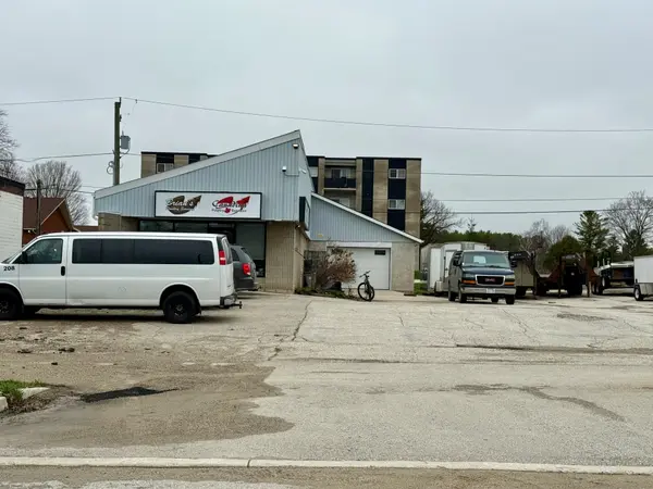 594 11th ST, Hanover, ON N4N 1T5